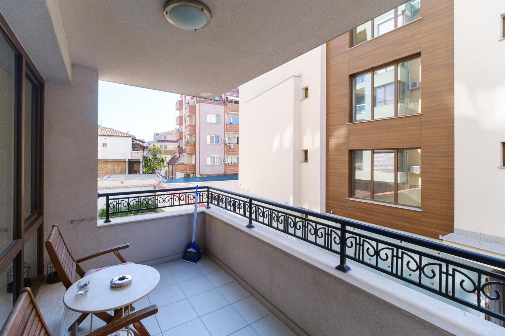 Riverside 2-Bedroom Apartment Plovdiv Exterior foto